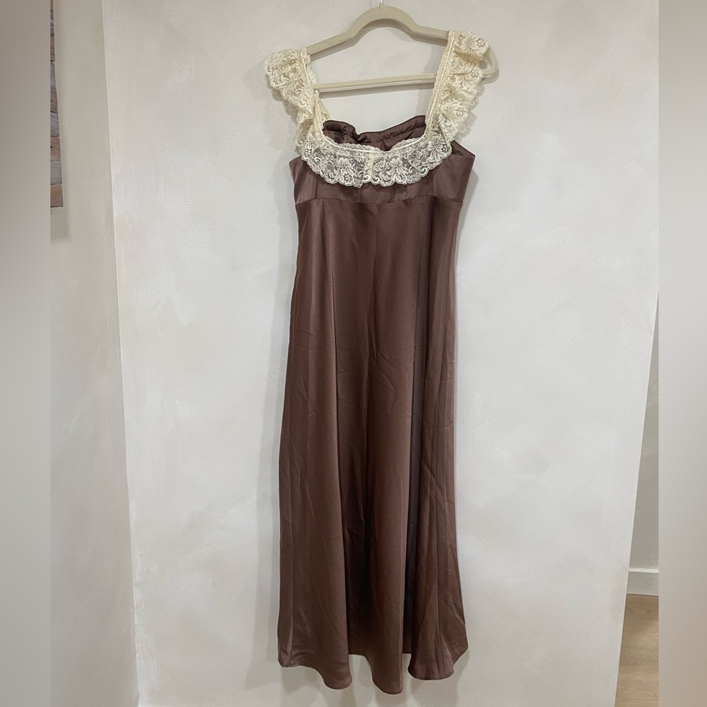 Wayf Ella Lace Trim Slip Dress Mocha Brown Large - Picture 4 of 5